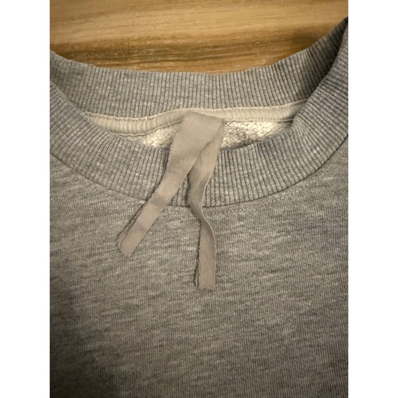 Alo Yoga Accolade Crew Neck Pullover Sweatshirt Heather Grey Oversized Logo - Picture 3 of 6
